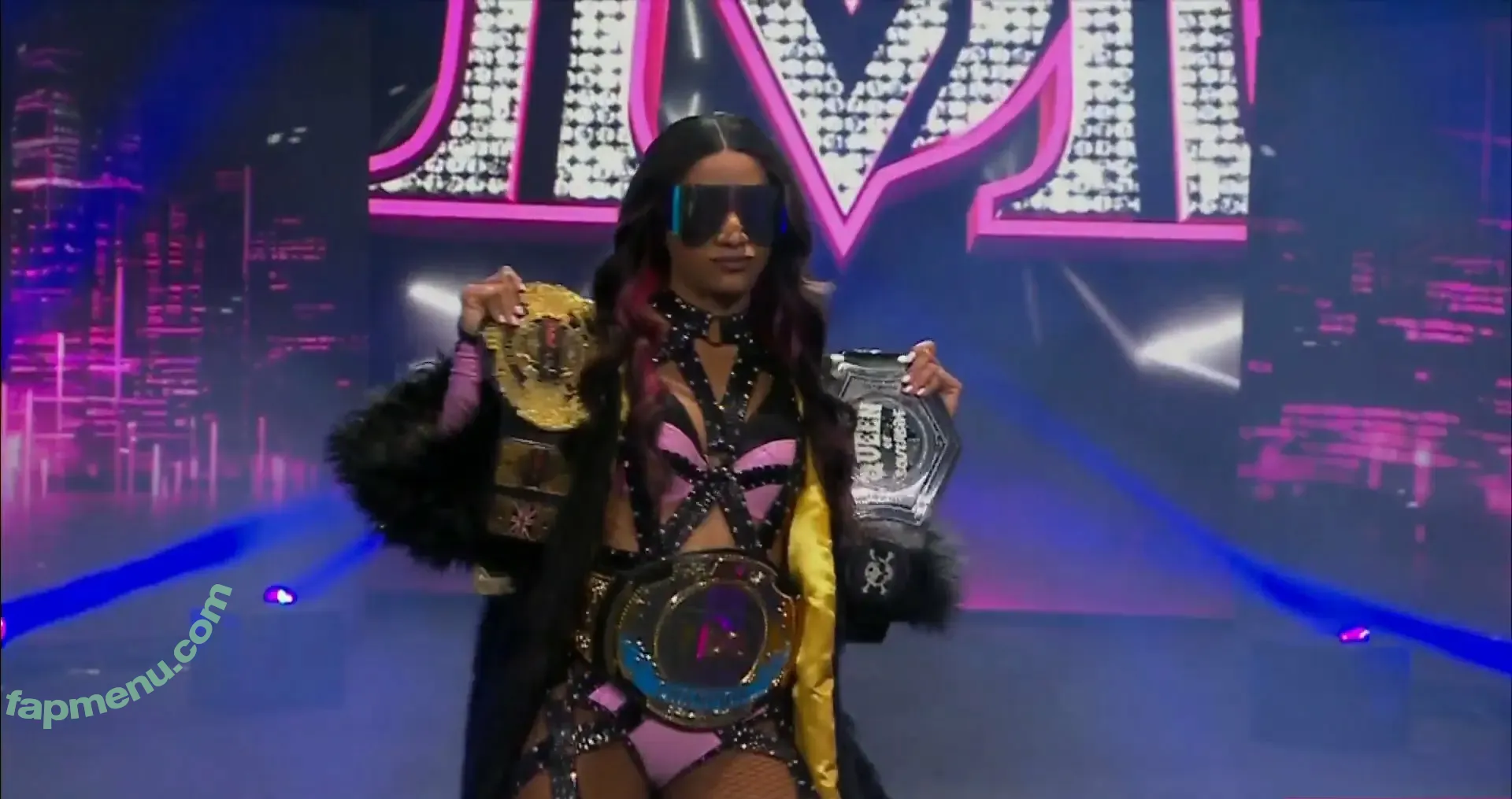 Sasha Banks nude photo #1711 (sashabankswwe / soxysasha)