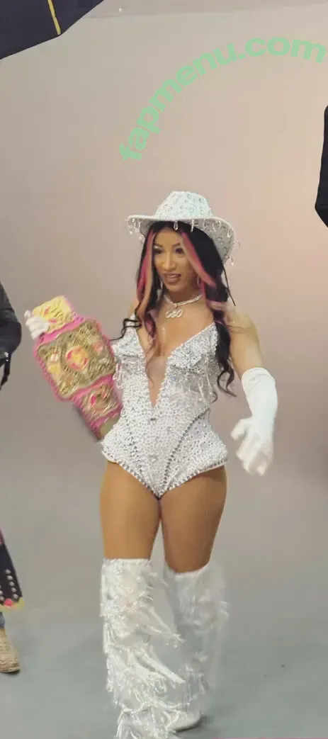 Sasha Banks nude photo #1720 (sashabankswwe / soxysasha)
