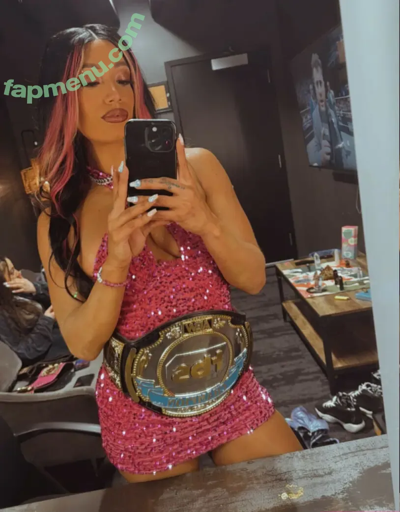 Sasha Banks nude photo #1732 (sashabankswwe / soxysasha)