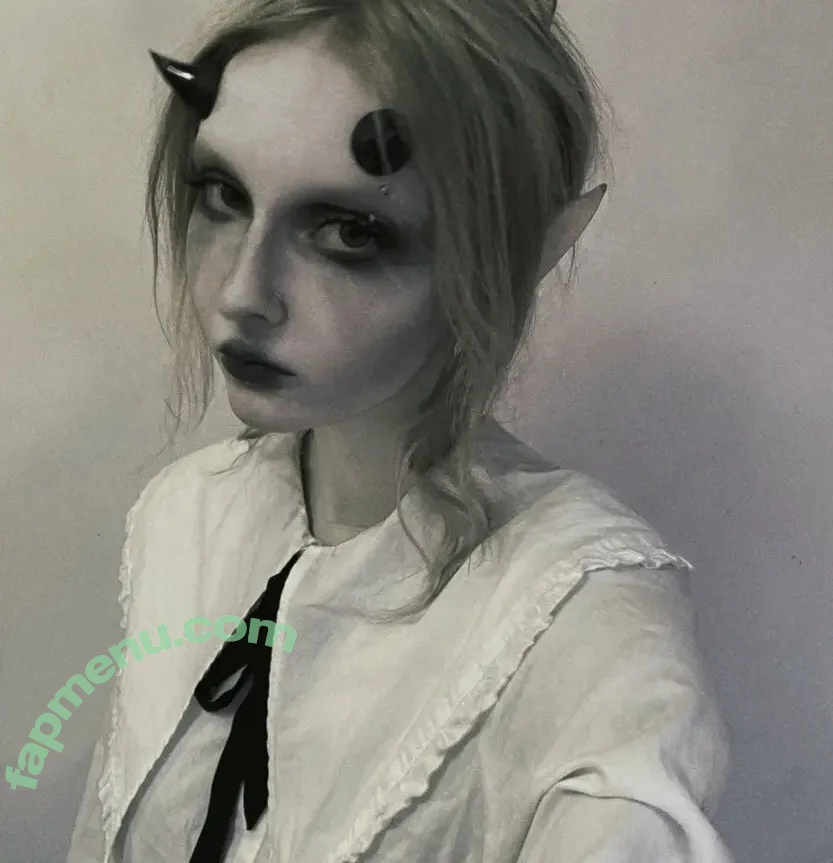 Sasha Gaier nude photo #0124 (acidjazzsinger / sasha.gaier / yukajevons)
