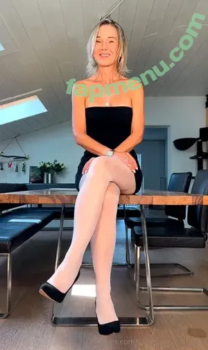  nude photo #0006