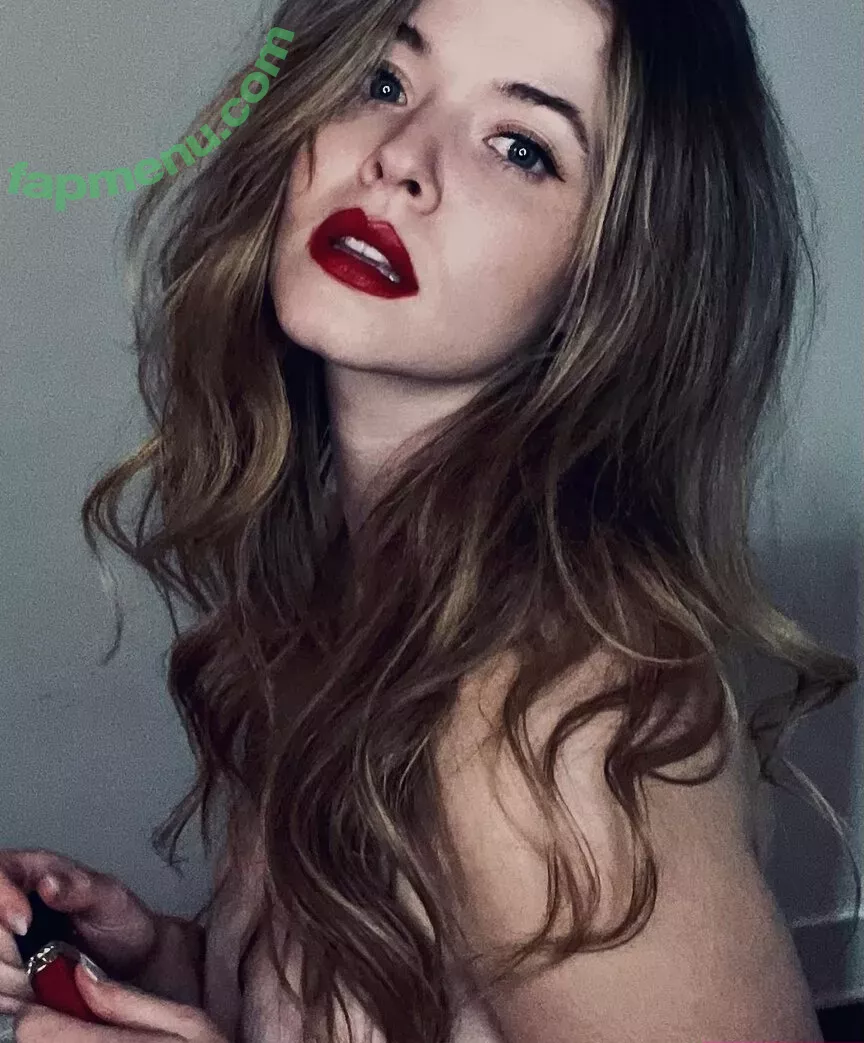 Sasha Pieterse nude photo #0001 (sashapieterse)