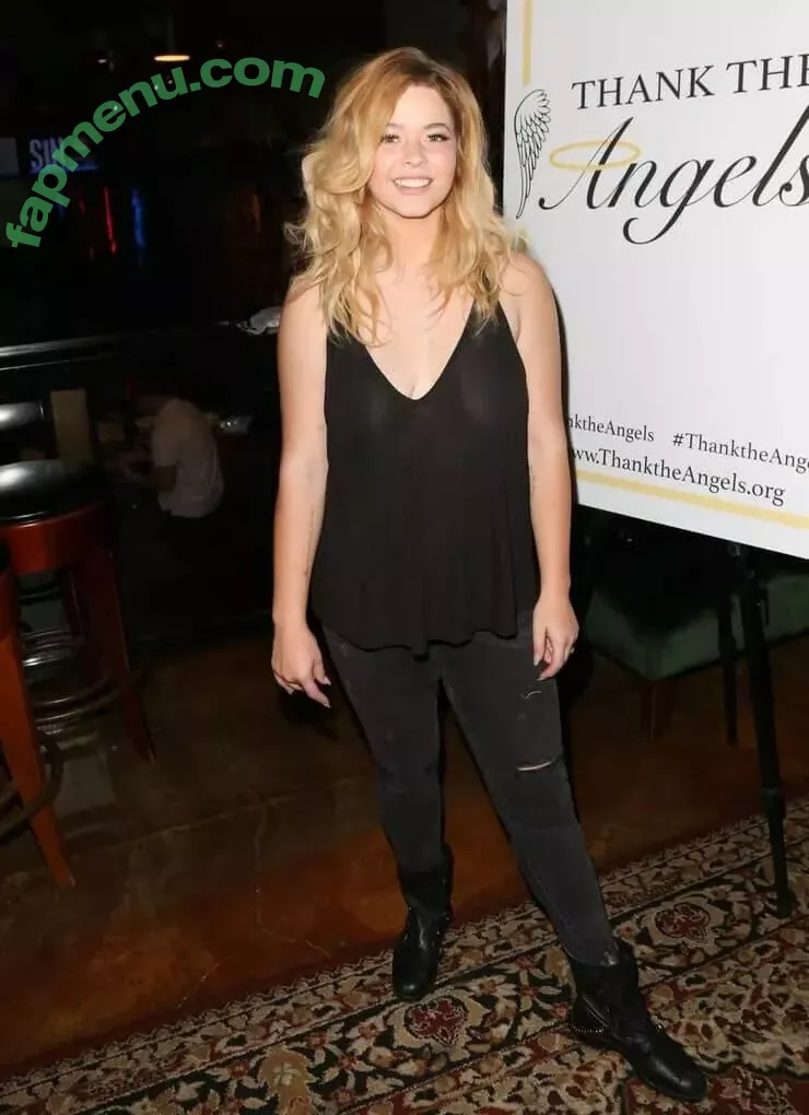 Sasha Pieterse nude photo #0013 (sashapieterse)