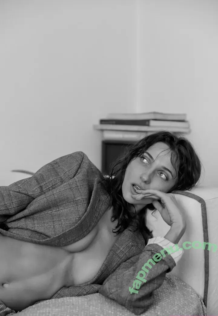 Sashabarss nude photo #0002 (Sashabarss)