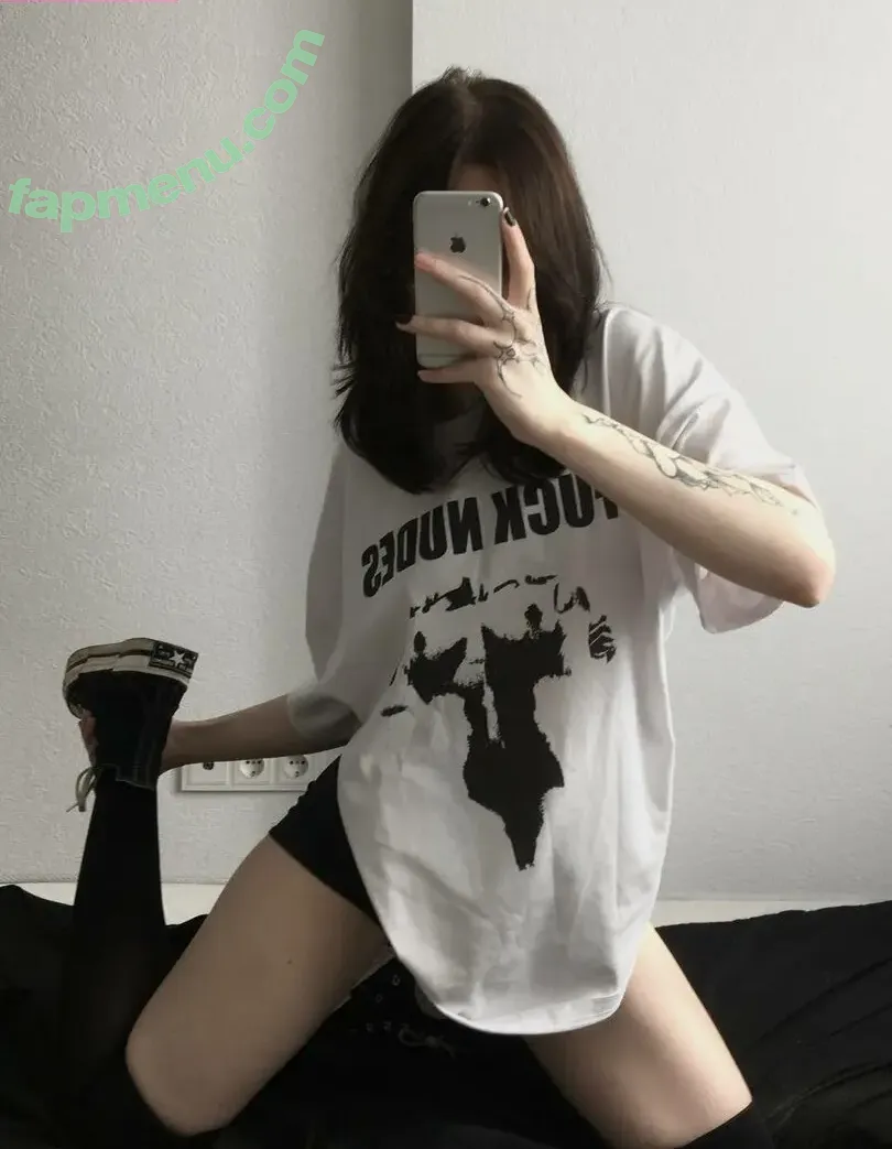 saucensta nude photo #0584 (saucensta)