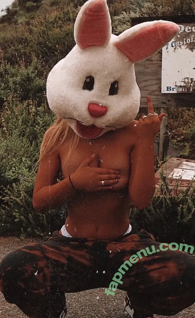 Sav Callahan nude photo #0020 (savanacallahan / savanaroseee)