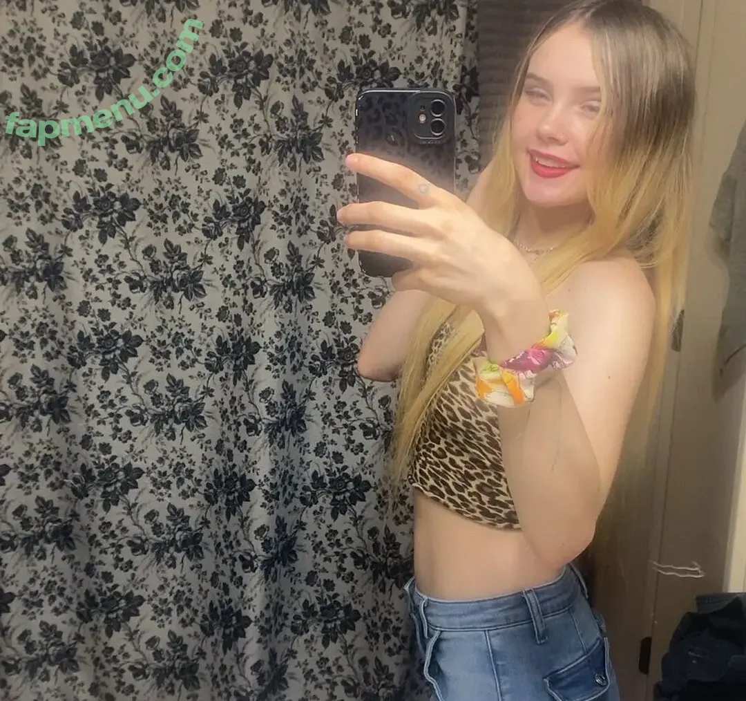 Savannah Angelina nude photo #0001 (Savannah.angelinaa / _savannahangelina / savannahangelina)