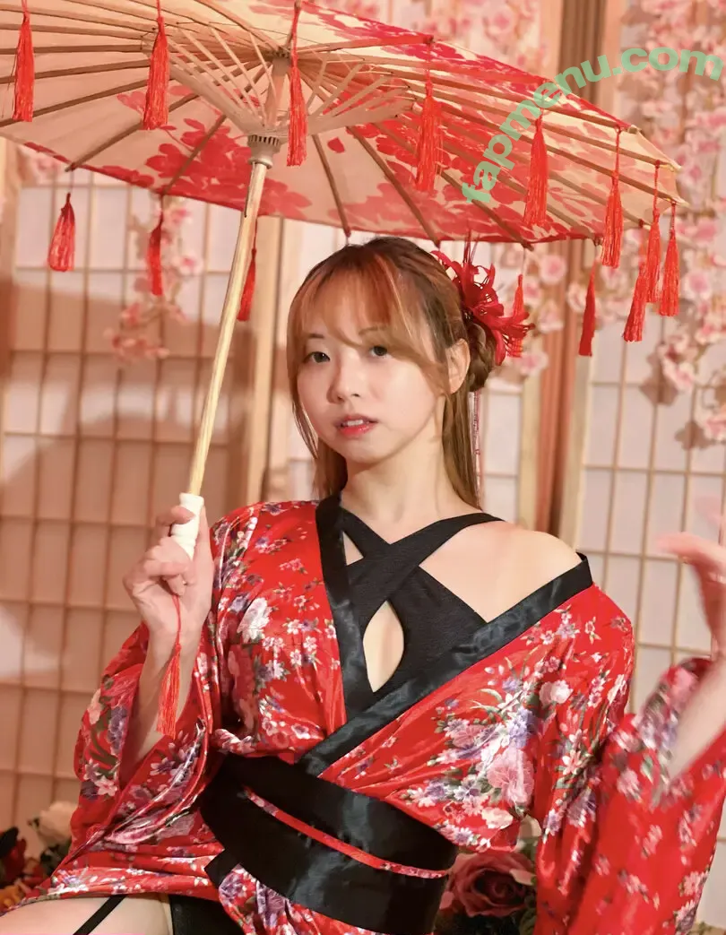 Saya Lau nude photo #0019 (Sayalau / saya_lau_)