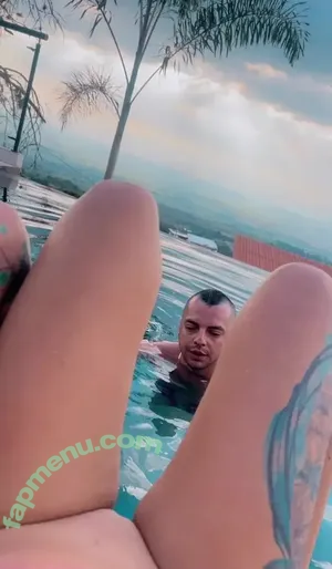 nude photo #0002