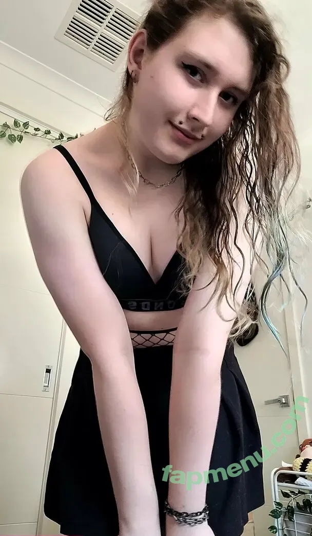 scarletquartz nude photo #0037 (scarletquartz)