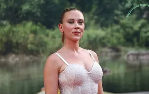 Scarlett Johansson / scarlettjohanson / scarlettjohanssonworld nude photo #3506