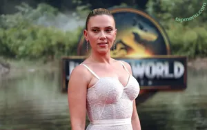 Scarlett Johansson / scarlettjohanson / scarlettjohanssonworld nude photo #3531