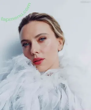 Scarlett Johansson / scarlettjohanson / scarlettjohanssonworld nude photo #3570