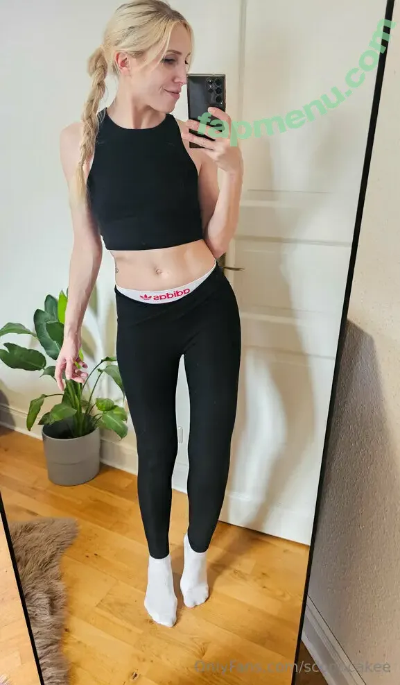 scoopcakee nude photo #0043 (scoop.wrld)