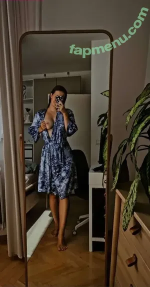  nude photo #0002