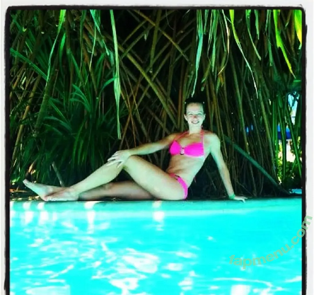 See Jane Go TV nude photo #0014 (SEEJANEGOTV / seejanegoyoutube)