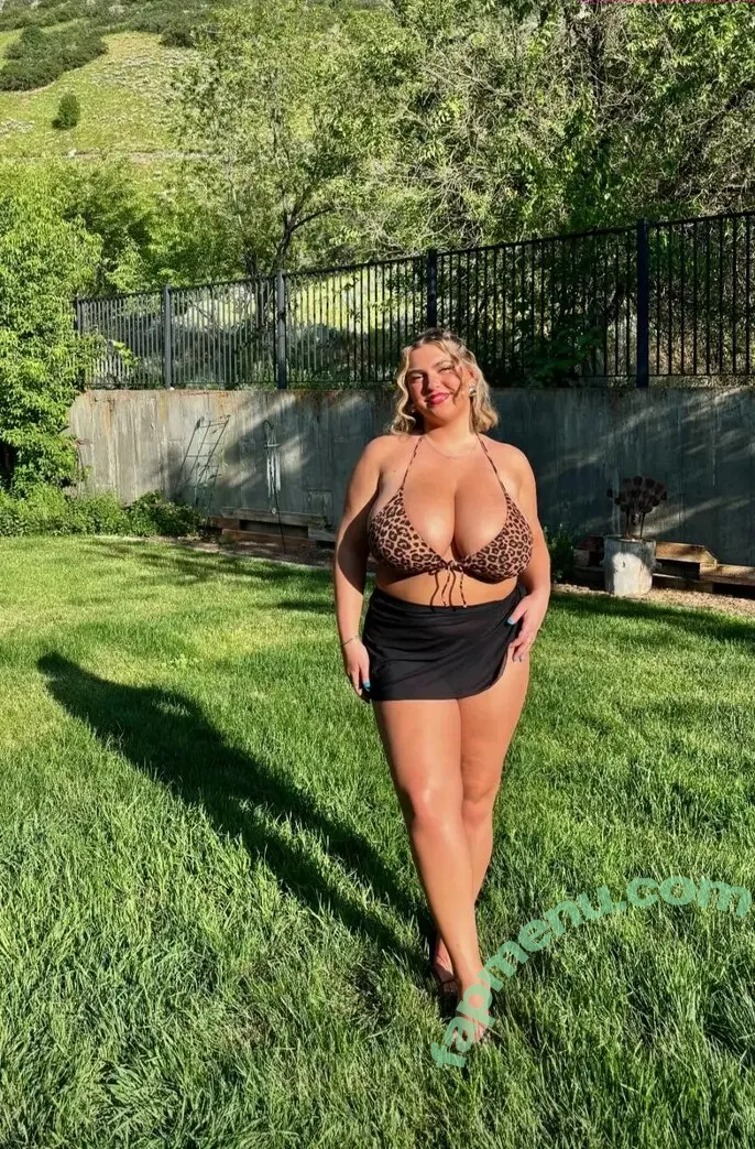 seerahb2 nude photo #0390 (sheygabriella / sierra_bellingar / sierralorae)