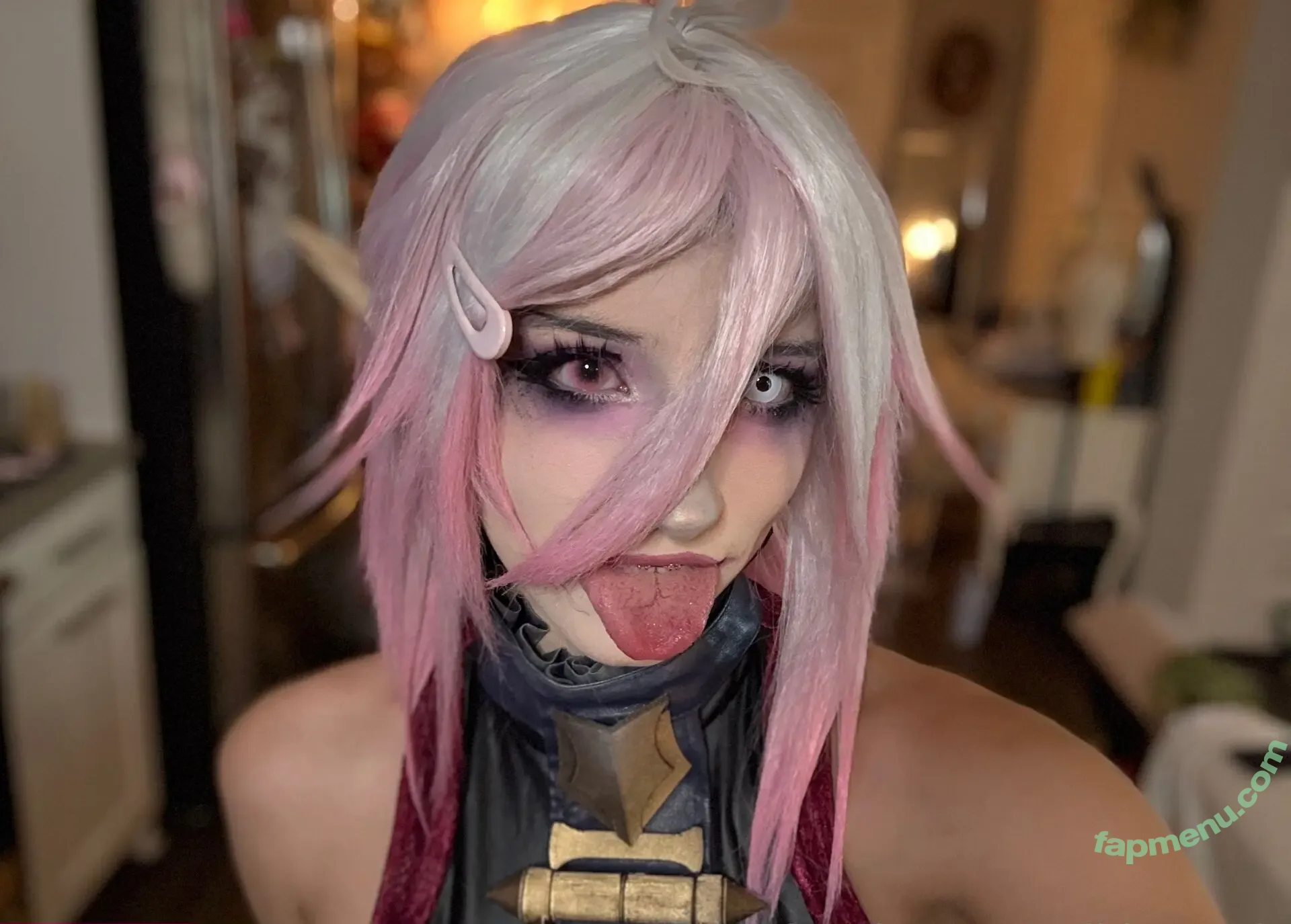 selkiewoah nude photo #0211 (selkiewoah)