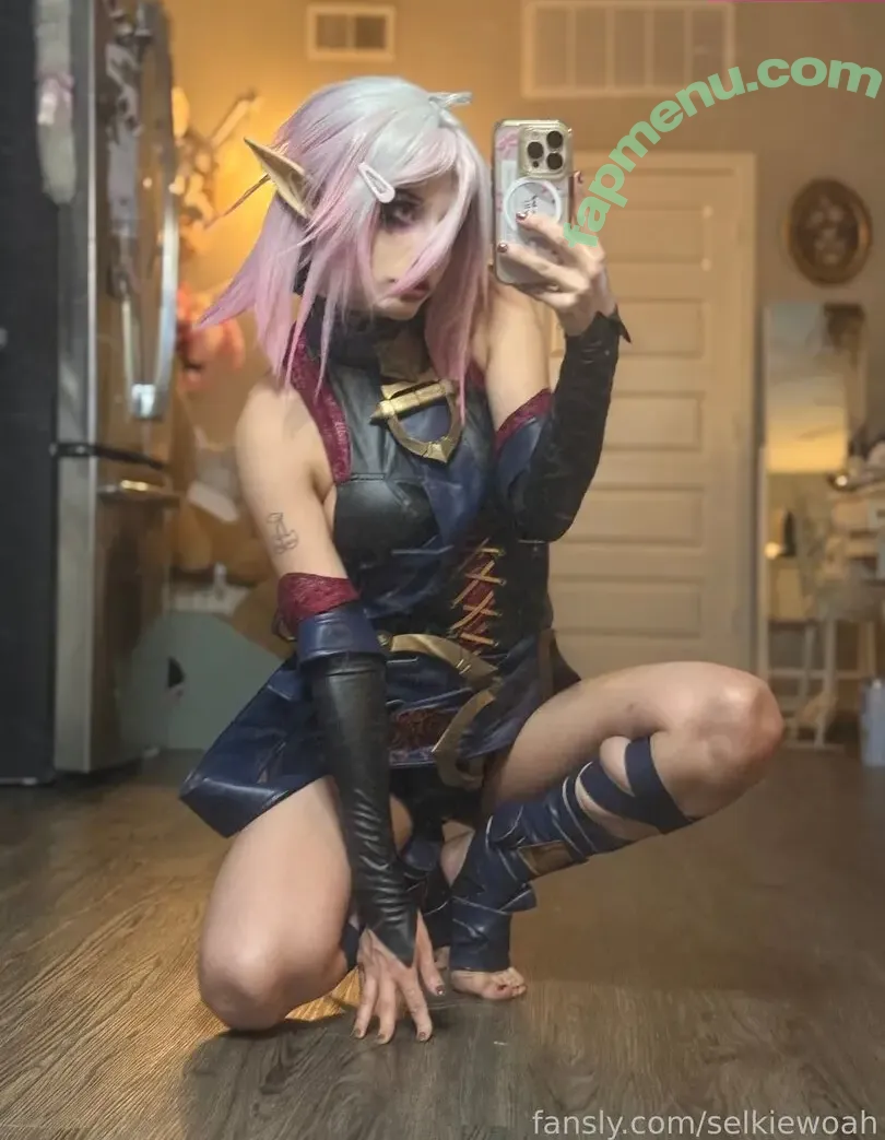 selkiewoah nude photo #0223 (selkiewoah)