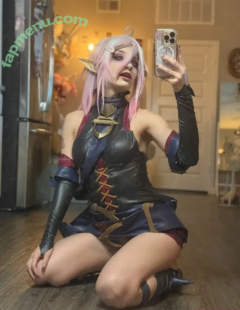 selkiewoah nude photo #0225 (selkiewoah)