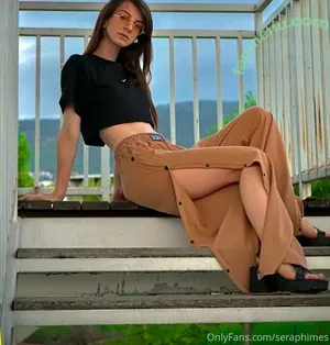 seraphimes / seraphimshockofficial nude photo #0002