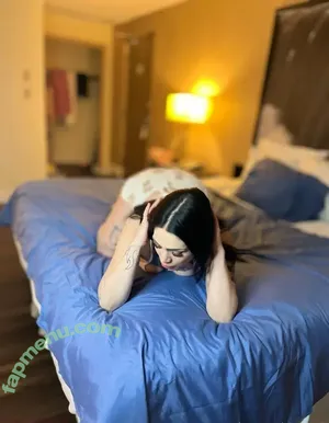 serenitysapphire808 / ieatmypancakeswithaspoon nude photo #0106
