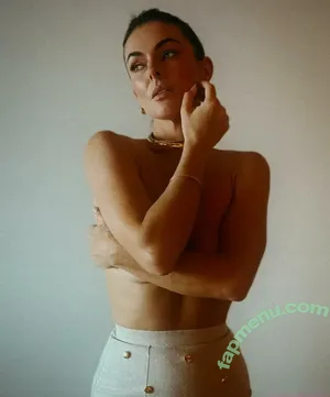Serinda Swan / serindaswan nude photo #0688