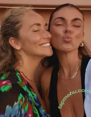 Serinda Swan / serindaswan nude photo #0735