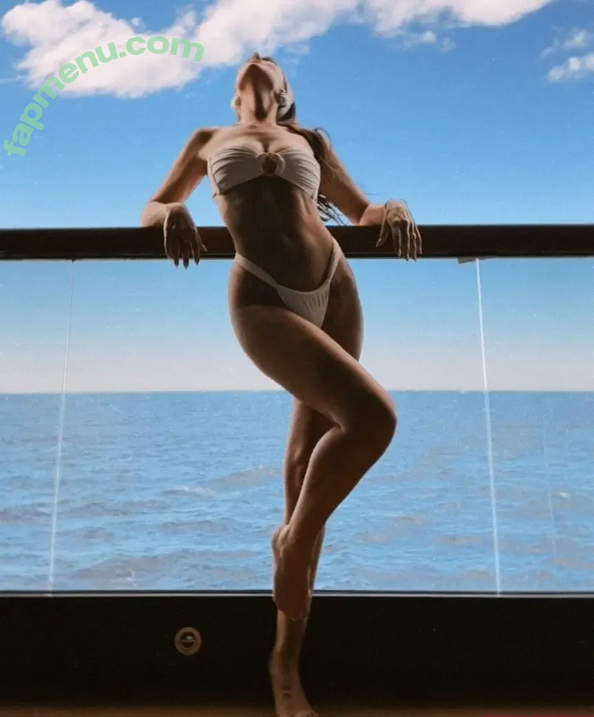 Serinda Swan nude photo #0627 (serindaswan)