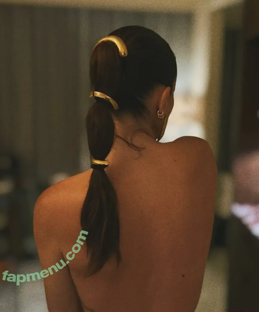 Serinda Swan nude photo #0686 (serindaswan)