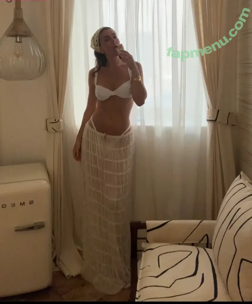 Serinda Swan nude photo #0707 (serindaswan)