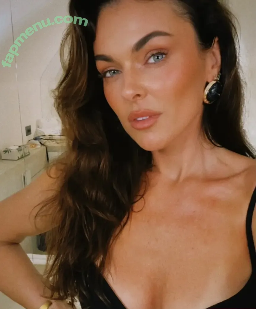 Serinda Swan nude photo #0715 (serindaswan)