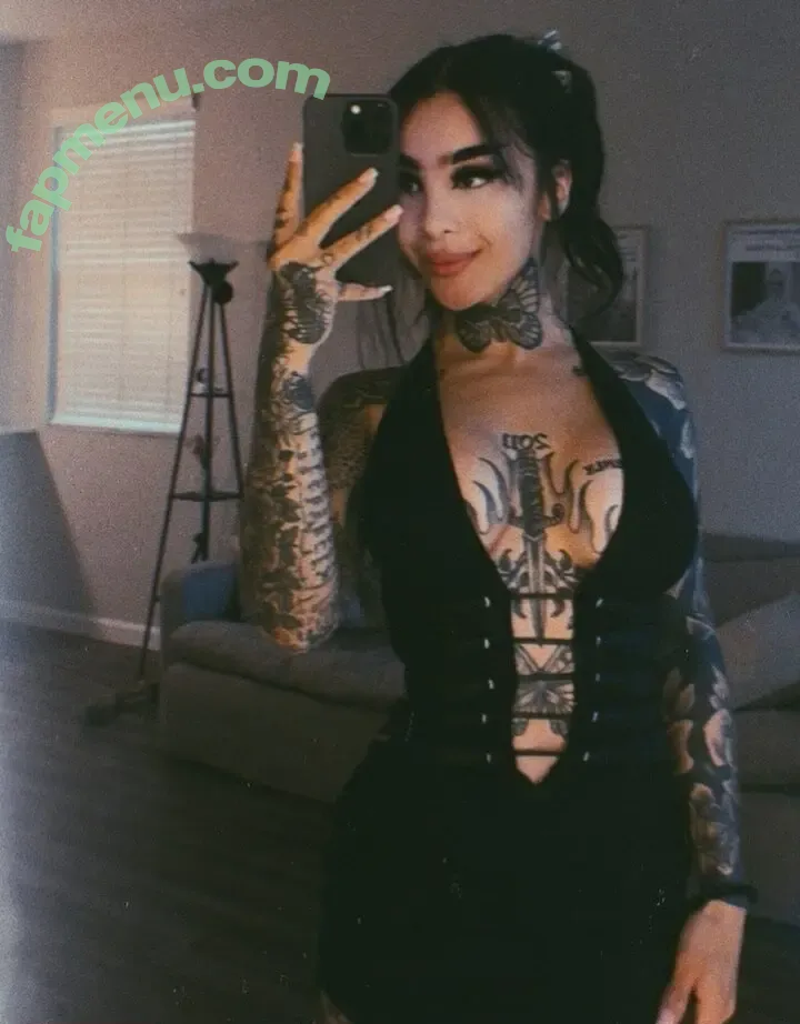 serrahassi nude photo #0006 (serrah_assi / serrahthebiker)