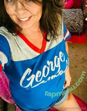 Sexy Bree / breeessrig / sexymombree nude photo #0001