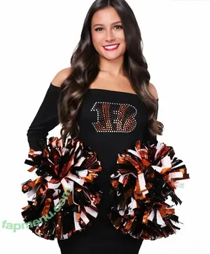 Sexy Cheerleaders / College / NBA / NFL / dporazinski / others nude photo #0118