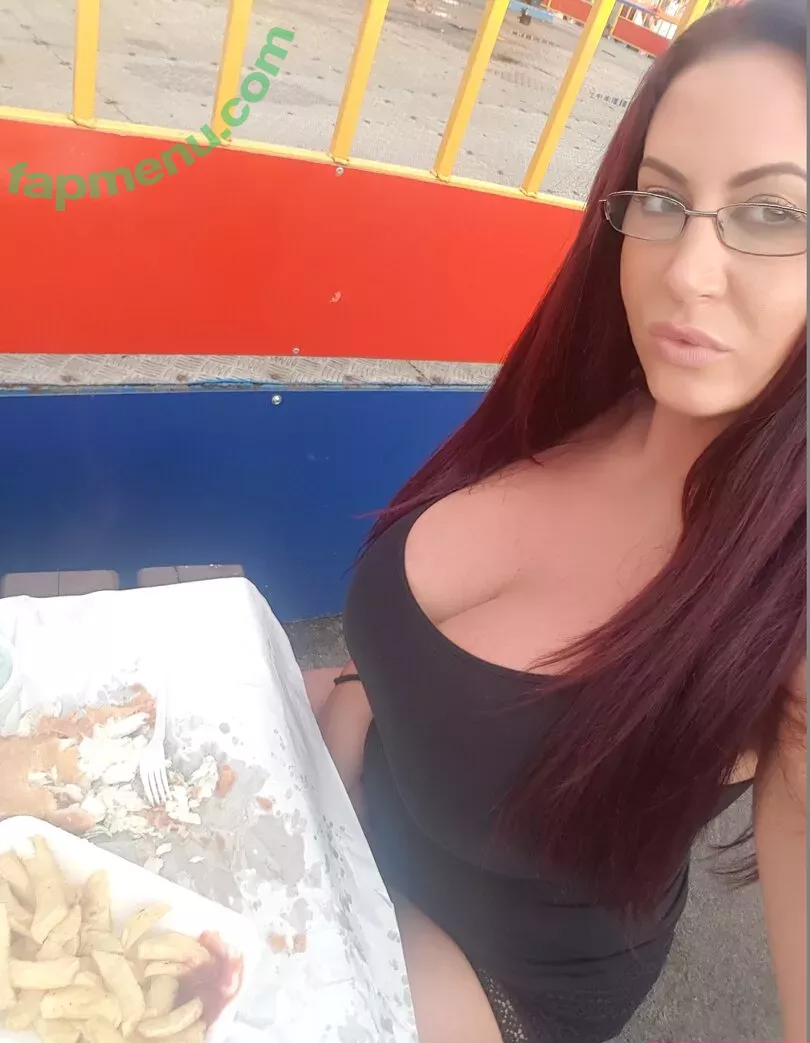 sexyemmabutt nude photo #0305 (sexyemmabutt)