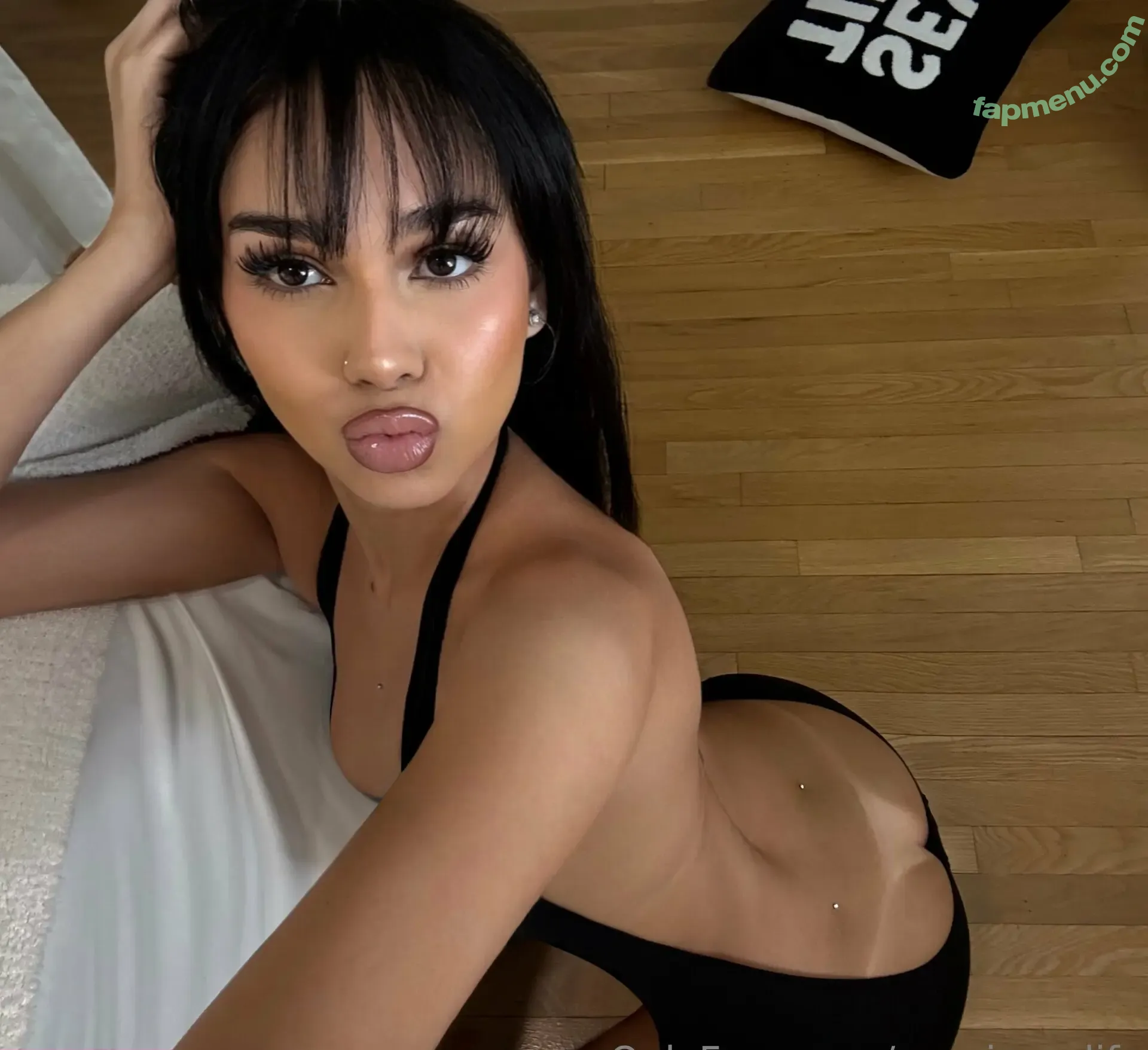 sexyinrealife nude photo #0058 (sexyinrealife)