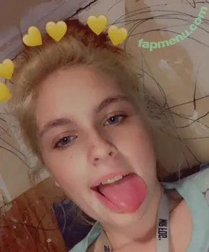 Sexymomma420 / madisonmeyers617 / thicccccmomma nude photo #0001