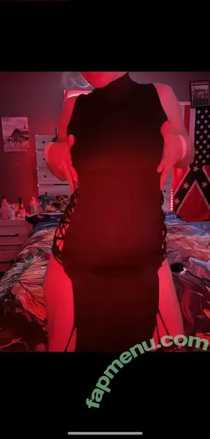 Sexymomma420 / madisonmeyers617 / thicccccmomma nude photo #0011