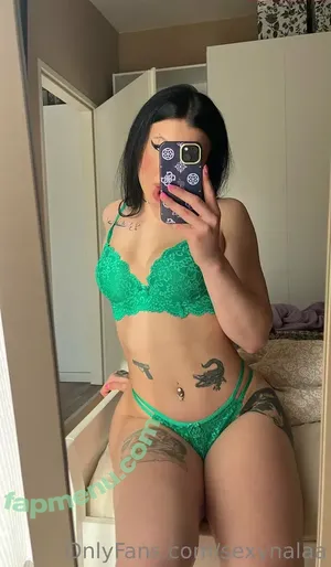 sexynalaa / yourbabynalaa nude photo #0527