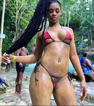  nude photo #0002