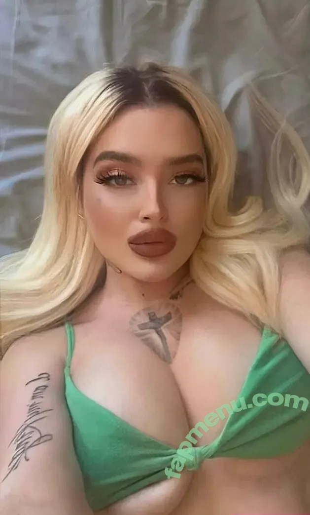 sexyylilmamii nude photo #0003 (sexyylilmamii)