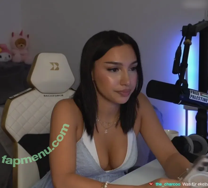 shakiravv nude photo #0054 (shakiravv)