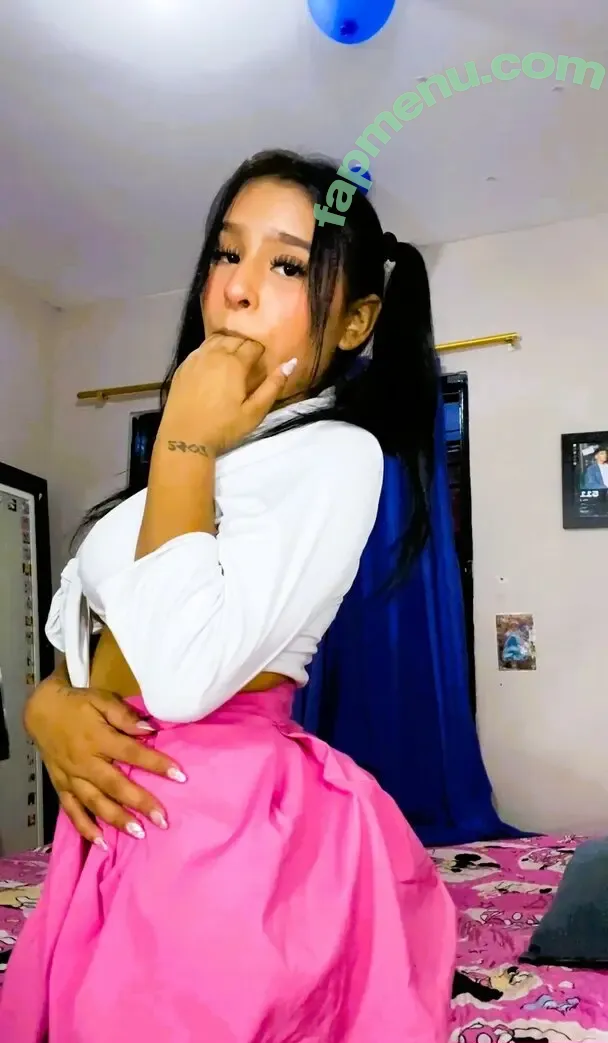 shalydaniela nude photo #0100 (shalydaniela_)