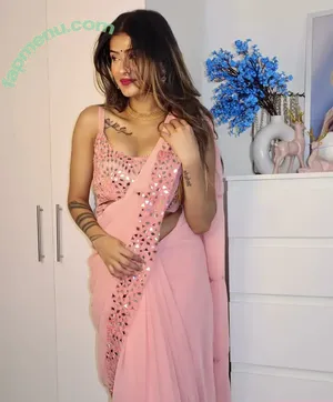 Shambhavi Singh / shambhavi1997 nude photo #0058
