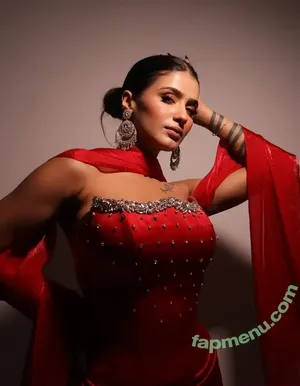 Shambhavi Singh / shambhavi1997 nude photo #0087