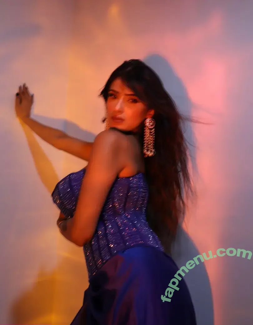 Shambhavi Singh nude photo #0085 (shambhavi1997)