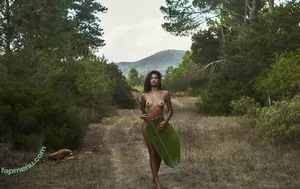 Shanina Shaik / shaninamshaik nude photo #0001