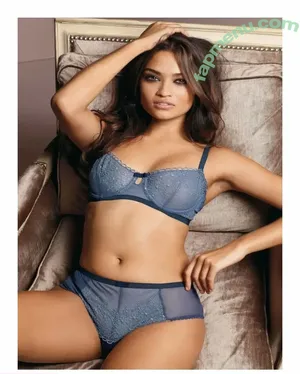 Shanina Shaik / shaninamshaik nude photo #0041