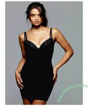 Shanina Shaik / shaninamshaik nude photo #0055